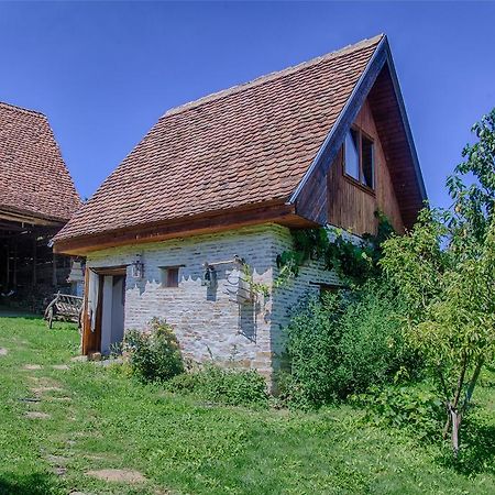 Dominic Boutique - Gardener'S Cottage Miklóstelke Kültér fotó