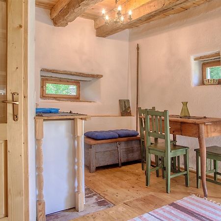 Dominic Boutique - Gardener'S Cottage Miklóstelke Kültér fotó