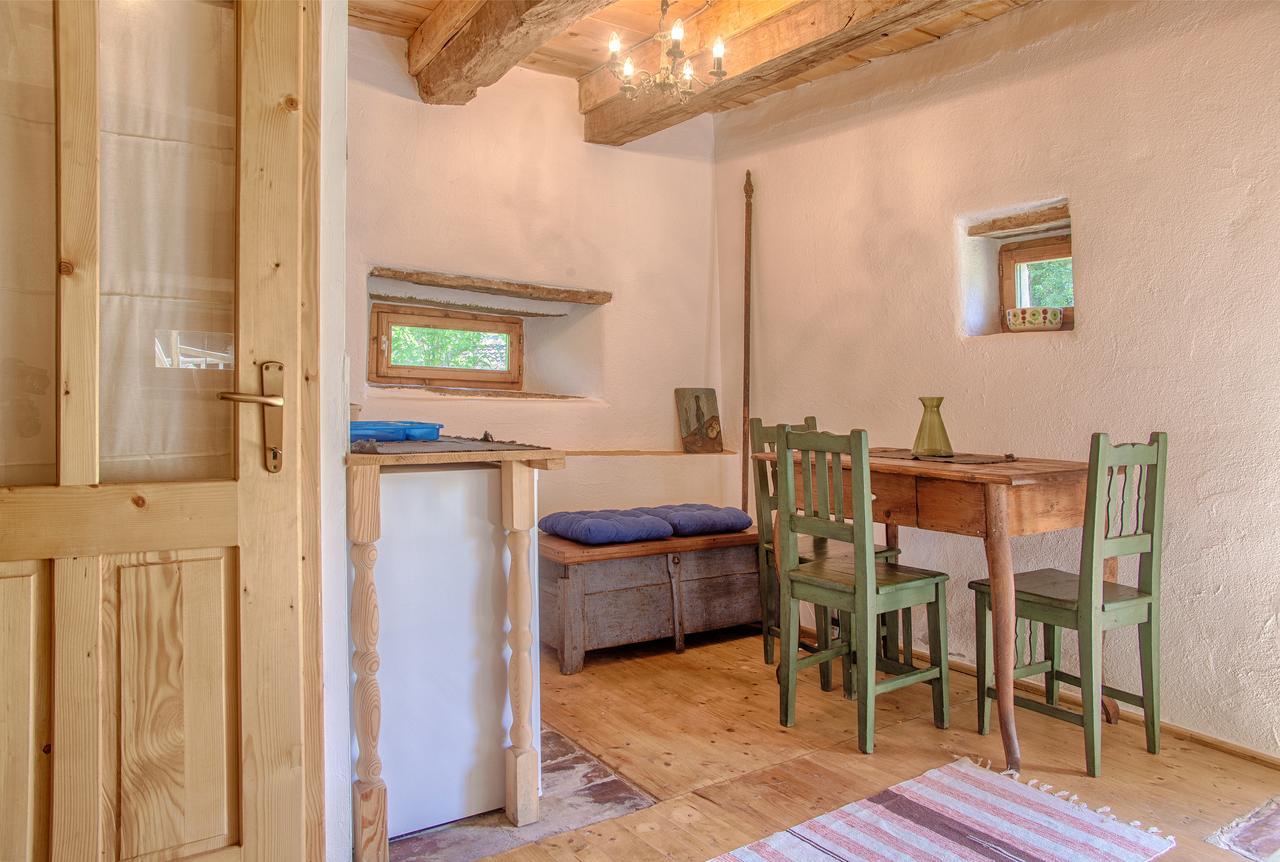 Dominic Boutique - Gardener'S Cottage Miklóstelke Kültér fotó
